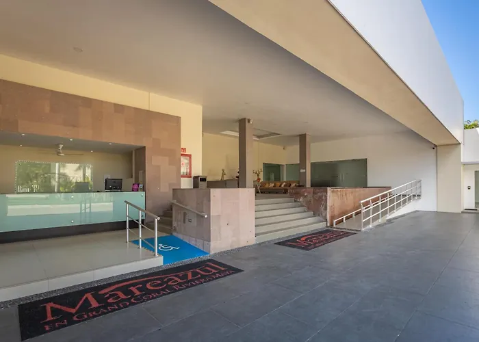 Casa Mares Ocean Front Penthouse Apartment *