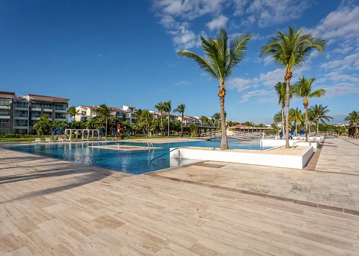 Casa Mares Ocean Front Penthouse Apartment