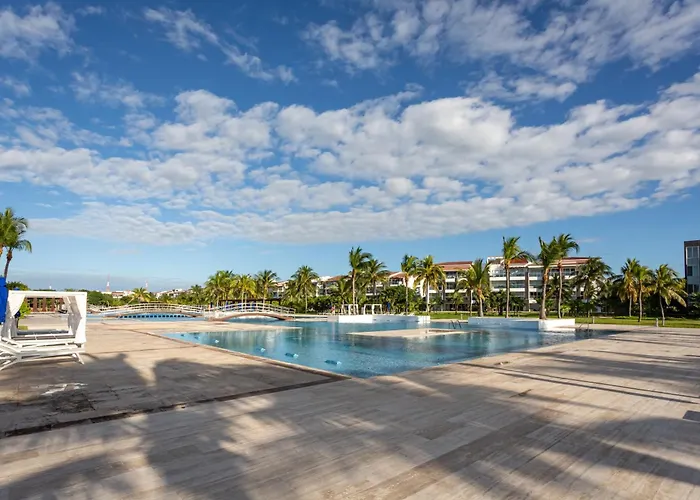 Casa Mares Ocean Front Penthouse